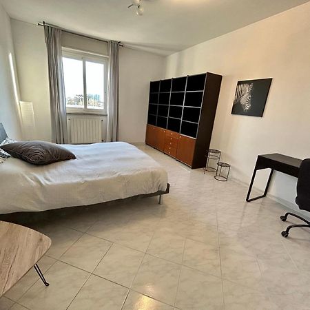 Lmhouse Apartment Arma di Taggia Luaran gambar