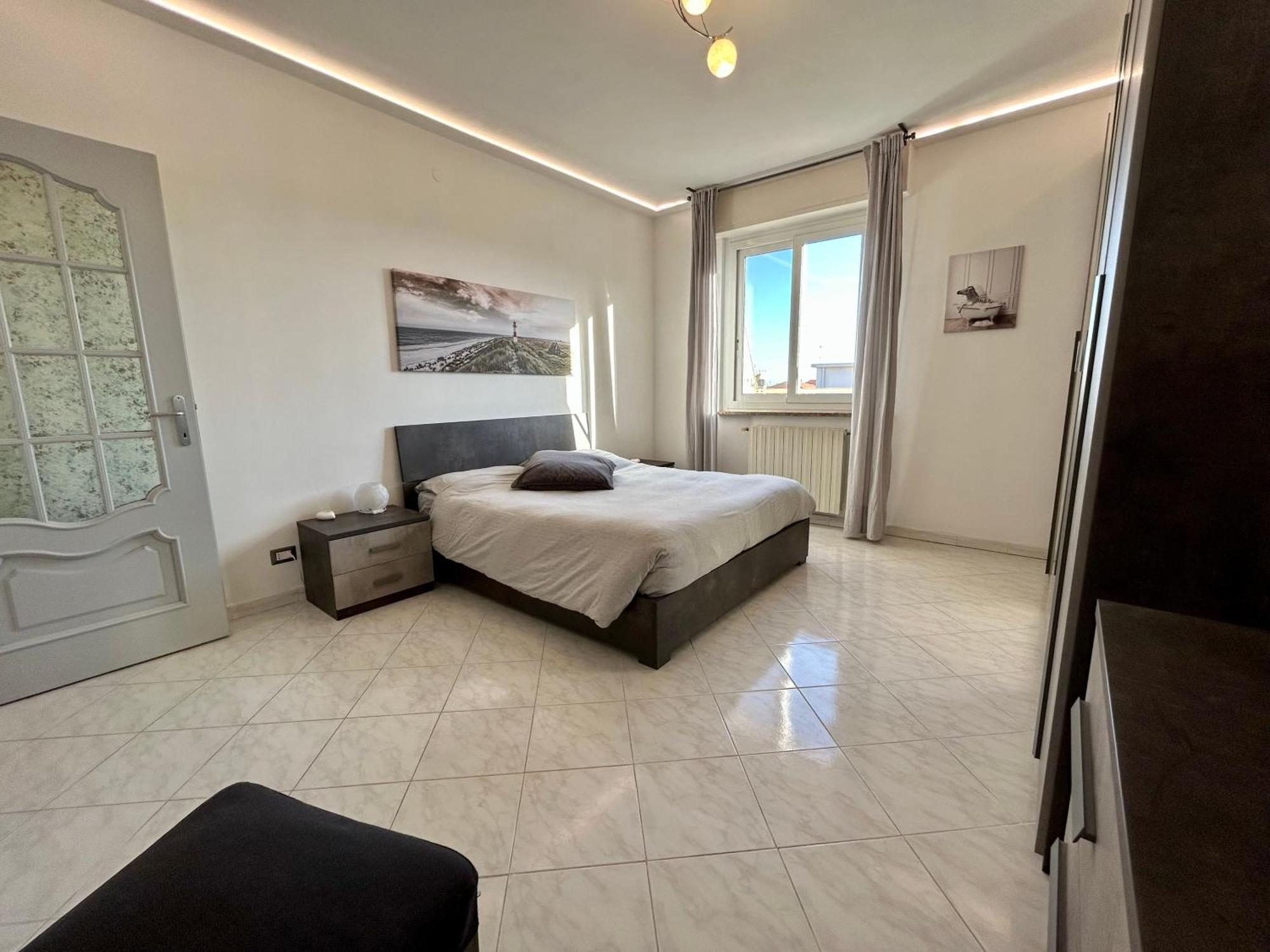 Lmhouse Apartment Arma di Taggia Luaran gambar